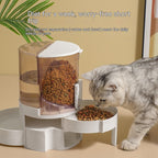 Distributeur automatique de nourriture pour animaux avec changement d'eau
